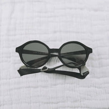 Load image into Gallery viewer, UV Sunglasses
