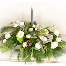 Load image into Gallery viewer, Traditional Christmas Arrangement