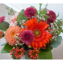 Load image into Gallery viewer, White Pumpkin Arrangement