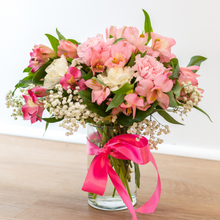 Load image into Gallery viewer, Alstromeria All Day Vase Arrangement
