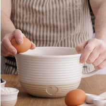 Load image into Gallery viewer, Rustic Charm 2L Batter Bowl
