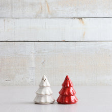 Load image into Gallery viewer, Tree Salt and Pepper Shaker Set
