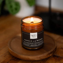 Load image into Gallery viewer, Vanilla &amp; Woods Noel and Co Candle
