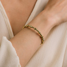 Load image into Gallery viewer, Solana Flex Bangle Gold
