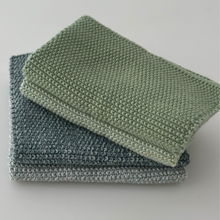 Load image into Gallery viewer, Knitted Dishcloths – Solid – For Modern Kitchens: 25x25 cm
