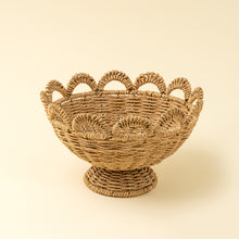 Load image into Gallery viewer, Cleo Scalloped Fruit Basket

