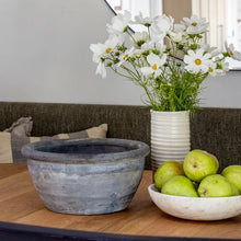 Load image into Gallery viewer, Louis Vintage Basin
