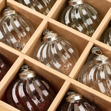 Load image into Gallery viewer, Glass Holiday Baubles | Three Colours
