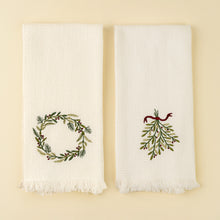 Load image into Gallery viewer, Embroidered Wreath/Mistletoe Waffle Hand Towel Set
