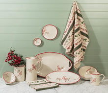 Load image into Gallery viewer, Hollyberry Teatowel
