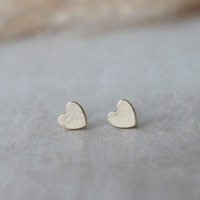Load image into Gallery viewer, Amado Studs| Two Finishes

