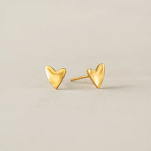 Load image into Gallery viewer, Flirt Stud Earring
