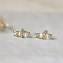 Load image into Gallery viewer, Harmony Pearl Studs| Two Finishes
