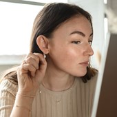 Load image into Gallery viewer, Radiance Earrings | Two Finishes
