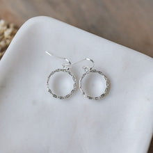 Load image into Gallery viewer, Reunite Earring | Two Finishes
