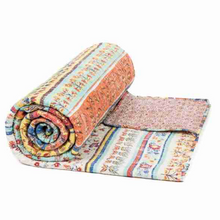 Load image into Gallery viewer, Florina Queen Quilt With Shams
