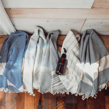 Load image into Gallery viewer, Diamond Hand Towel |  Four Colours
