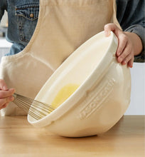 Load image into Gallery viewer, The Original Mason Cash Mixing Bowl

