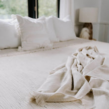 Load image into Gallery viewer, Fringed Throw Beige
