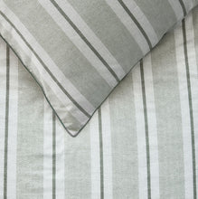 Load image into Gallery viewer, Silvan Duvet Cover with Shams
